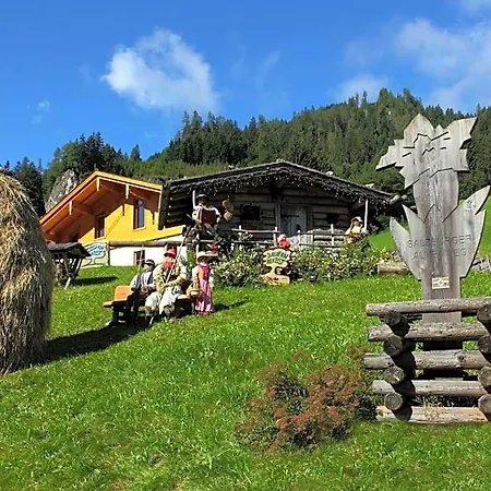 Bauernhof Schornlehen 아파트