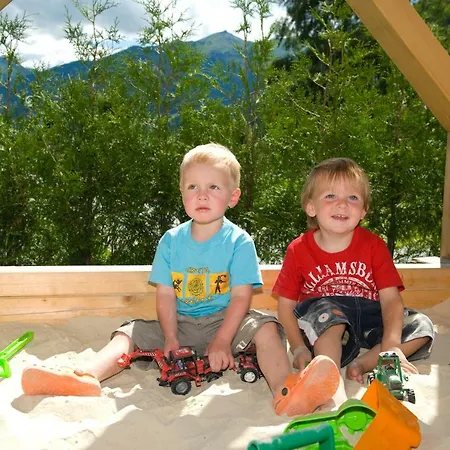 アパート Bauernhof Schornlehen グロースアルル