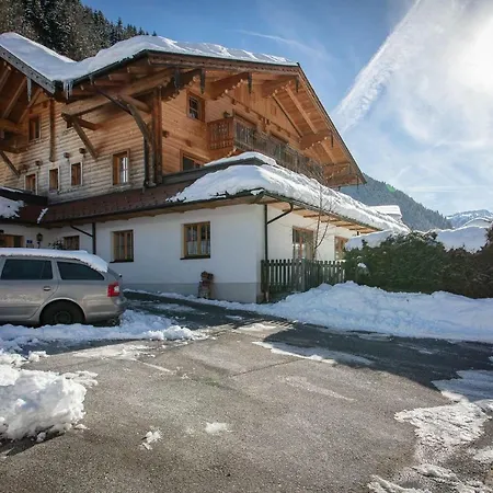 Bauernhof Schornlehen * グロースアルル